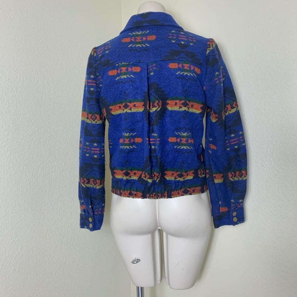 Jacket - Picture 5 of 7